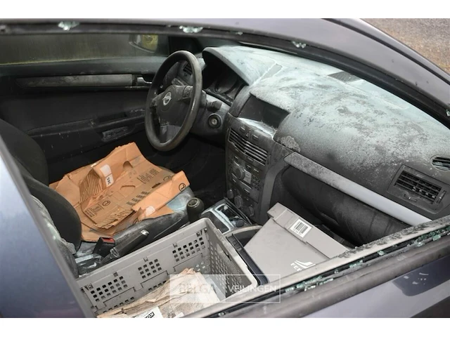 Wrak opel astra 1.7 cd ti - afbeelding 7 van  10