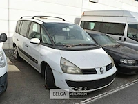 Wrak renault espace (aangeslagen) zonder papieren en sleutel - afbeelding 1 van  4