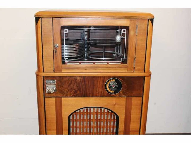 Wurlitzer - simplex p10 - jukebox - afbeelding 1 van  7