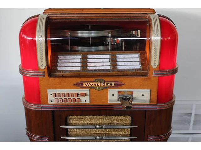 Wurlitzer model 61 jukebox - afbeelding 1 van  8