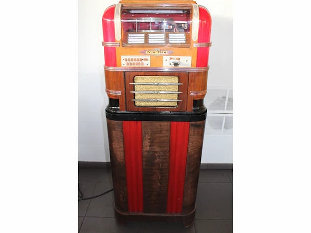 Wurlitzer model 61 jukebox - afbeelding 2 van  8