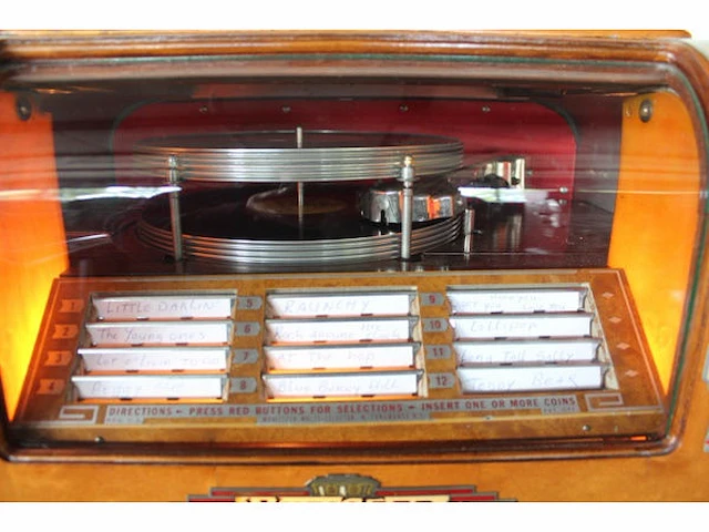 Wurlitzer model 61 jukebox - afbeelding 7 van  8