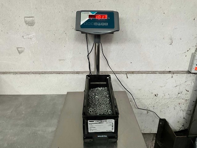 Würth 10.17 kg ring d8 in stapelbare bak - afbeelding 2 van  5