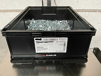 Würth 11.16 kg vierkantmoer laag m6 x 4 in stapelbare bak - afbeelding 1 van  5