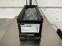 Würth 11.98 kg zelfborgende zeskantmoer m8 in stapelbare bak