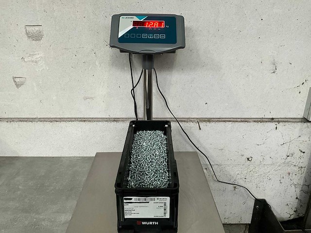 Würth 12.81 kg lbk schroef m4,0 x 8 in stapelbare bak - afbeelding 2 van  5