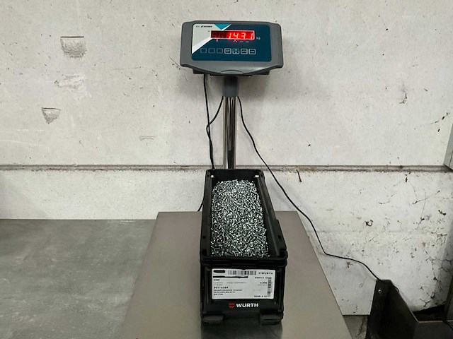 Würth 14.31 kg draadvormende schroef m4 x 10 in stapelbare bak - afbeelding 2 van  5