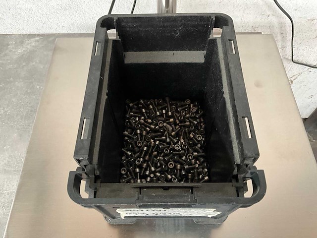 Würth 1.55 kg bout m5 x 10 in stapelbare bak - afbeelding 2 van  5