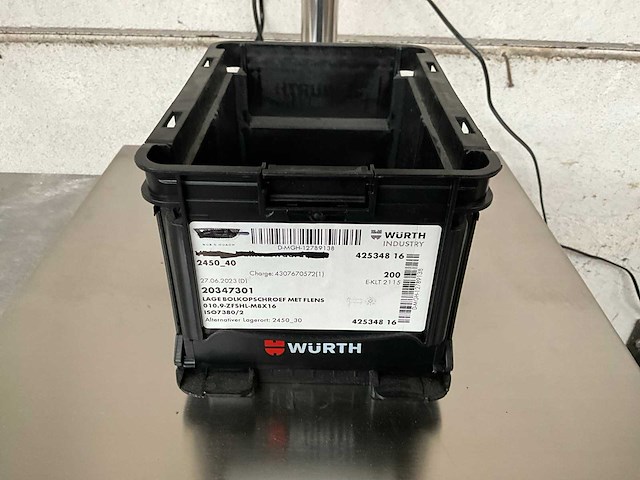 Würth 2.16 kg lage bolkopschroef met flens in stapelbare bak - afbeelding 1 van  5