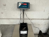 Würth 2.16 kg lage bolkopschroef met flens in stapelbare bak - afbeelding 3 van  5