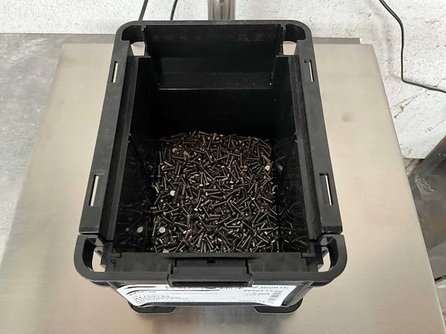 Würth 2.17 kg zeskanttapbout m3 x 12 in stapelbare bak - afbeelding 2 van  5