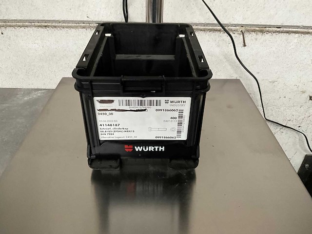 Würth 2.93 kg schroef cilinderkop m8 x 12 in stapelbare bak - afbeelding 1 van  5