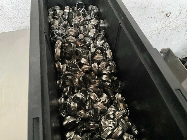 Würth 3.59 kg slangklem in stapelbare bak - afbeelding 3 van  6