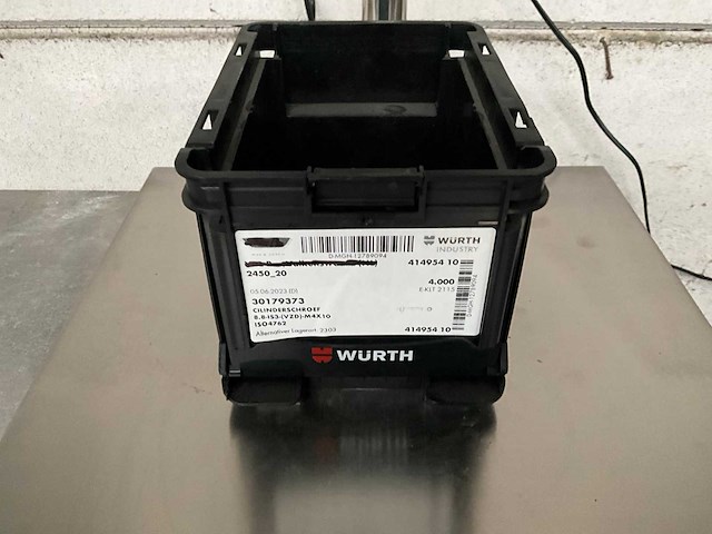 Würth 3.65 kg cilinderschroef m4 x 10 in stapelbare bak - afbeelding 1 van  5