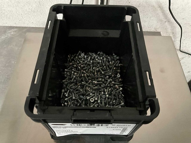 Würth 3.65 kg cilinderschroef m4 x 10 in stapelbare bak - afbeelding 2 van  5