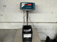 Würth 3.90 kg zeskant flensmoer m5 in stapelbare bak - afbeelding 3 van  5