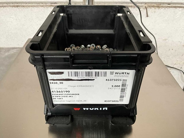 Würth 4.13 kg zeskant flensmoer m5 in stapelbare bak - afbeelding 1 van  5