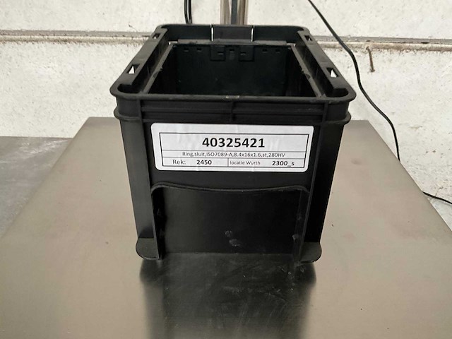 Würth 4.17 kg ring sluit in stapelbare bak - afbeelding 1 van  5