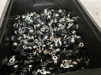 Würth 4.37 kg buis- en bevestigingsklem in stapelbare bak - afbeelding 3 van  6