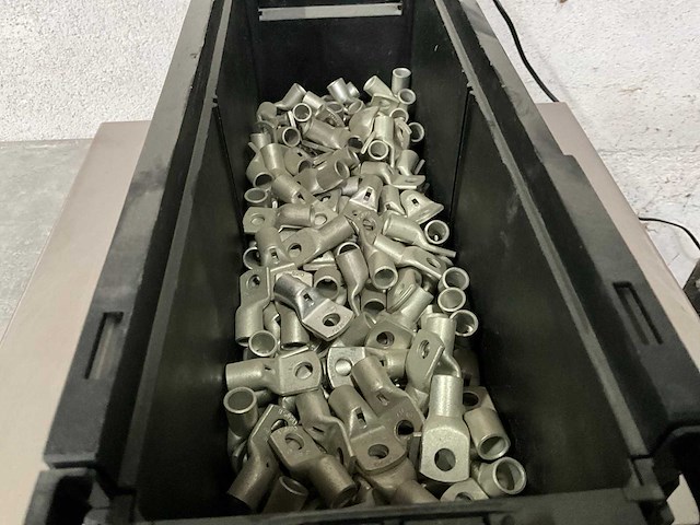 Würth 4.55 kg krimp-kabeloog m8x50,0 in stapelbare bak - afbeelding 3 van  5