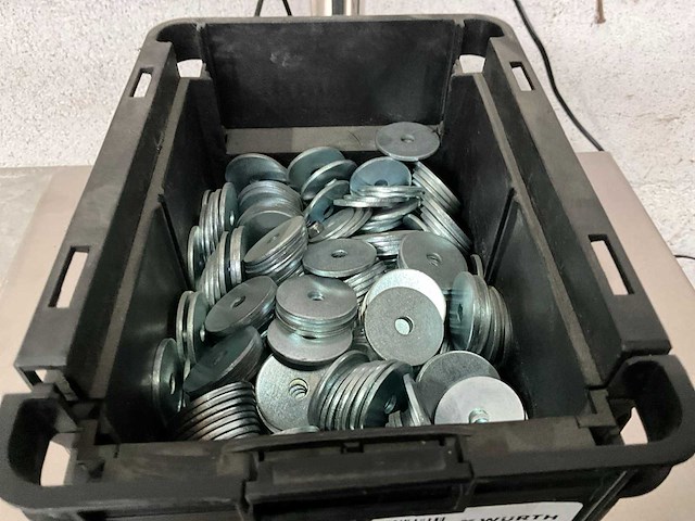 Würth 5.39 kg carrosseriering 4 x 30 x 2,0 in stapelbare bak - afbeelding 3 van  5