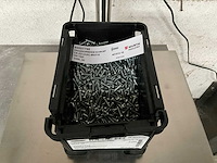 Würth 5.58 kg draadvormende schroef m4 x 16 in stapelbare bak - afbeelding 2 van  5