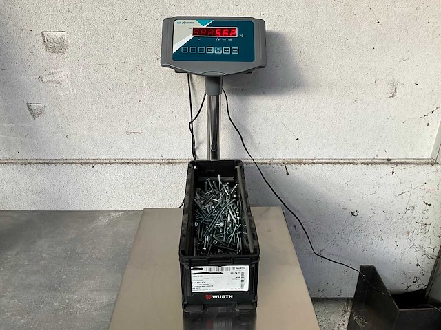 Würth 5.62 kg zeskanttapbout m6 x 70 in stapelbare bak - afbeelding 2 van  5