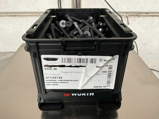 Würth 5,69 kg schroef verzonken kop in stapelbare bak - afbeelding 1 van  5