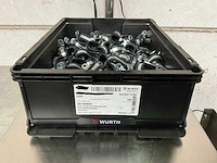 Würth 5.73 kg buis- en bevestigingsklem in stapelbare bak - afbeelding 1 van  6