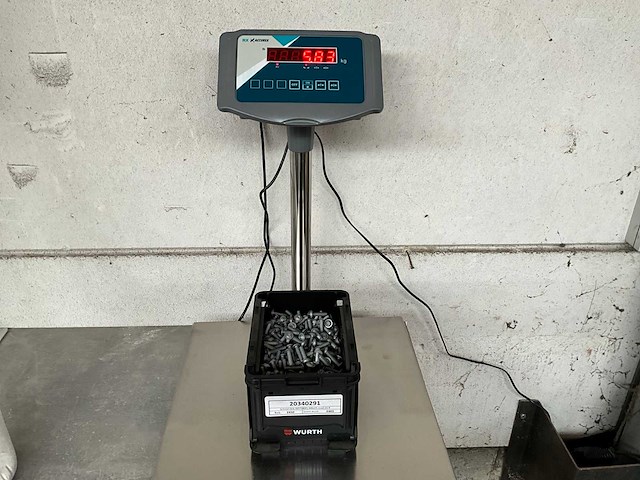 Würth 5.83 kg schroef m6 x 25 in stapelbare bak - afbeelding 3 van  5
