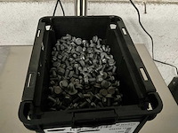 Würth 6.55 kg flensbout met vertanding ripp m6 x 12 in stapelbare bak - afbeelding 2 van  5