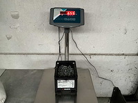 Würth 6.55 kg flensbout met vertanding ripp m6 x 12 in stapelbare bak - afbeelding 3 van  5