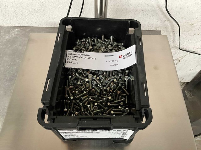 Würth 6.82 kg zeskanttapbout m5 x 16 in stapelbare bak - afbeelding 2 van  5