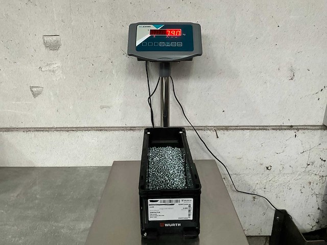 Würth 7.90 kg lbk schroef m4,0 x 8 in stapelbare bak - afbeelding 2 van  5