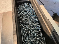 Würth 7.99 kg lage bolkopschroef m6 x 40 in stapelbare bak - afbeelding 3 van  5