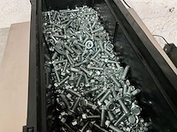 Würth 8.22 kg mix met o.a. moeren en bouten in stapelbare bak - afbeelding 3 van  6