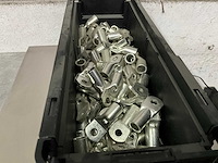 Würth 9.42 kg krimp-kabeloog m8 x 70 in stapelbare bak - afbeelding 3 van  5