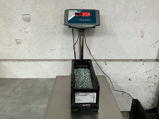 Würth 9.72 kg cilinderschroef m6 x 14 in stapelbare bak - afbeelding 2 van  5