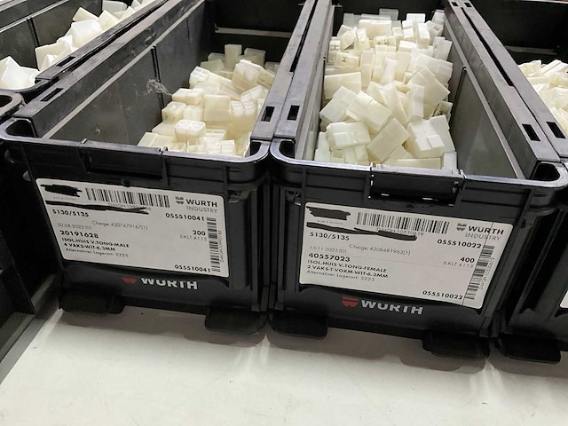 Würth isolatiehuis v-tong male/female diverse maten wit in stapelbare bakken - afbeelding 6 van  10