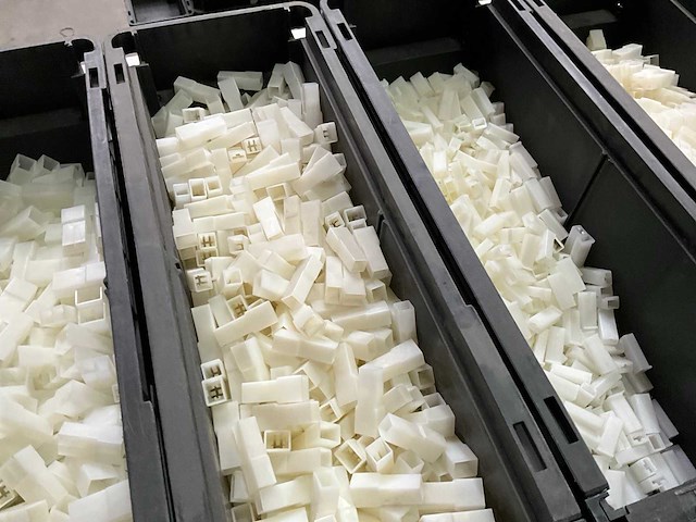 Würth isolatiehuis v-tong male/female diverse maten wit in stapelbare bakken - afbeelding 10 van  10