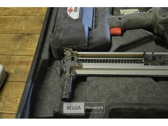 Würth master nagelpistool op batterij - afbeelding 6 van  6