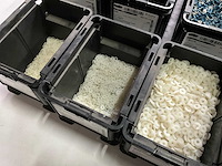 Würth mix kavel met o.a. ringtong/kabelschoenen in 11 stapelbare bakken - afbeelding 6 van  11