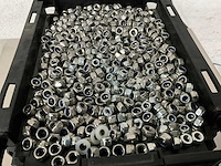 Würth zelfborgende zeskantmoer m5 in stapelbare bak - afbeelding 3 van  5