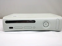 Xbox 360 met 2 controllers - afbeelding 3 van  4