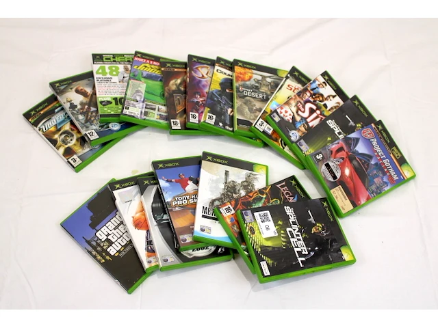 Xbox games (plm 18) - afbeelding 1 van  4