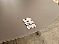 Xclusiv scorpion tafel inox + gehard glas dia 150 taupe - afbeelding 3 van  3