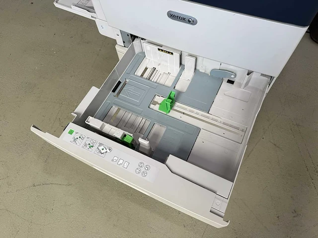 Xerox altalink c8030 - multifunctionele printer - afbeelding 11 van  15