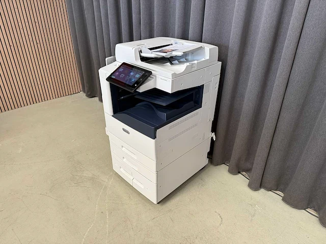 Xerox altalink c8045 - multifunctionele printer - afbeelding 11 van  18
