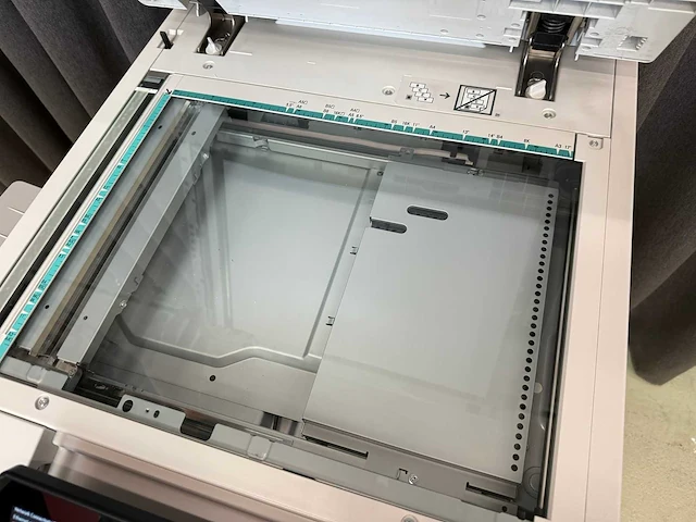 Xerox altalink c8045 - multifunctionele printer - afbeelding 15 van  18