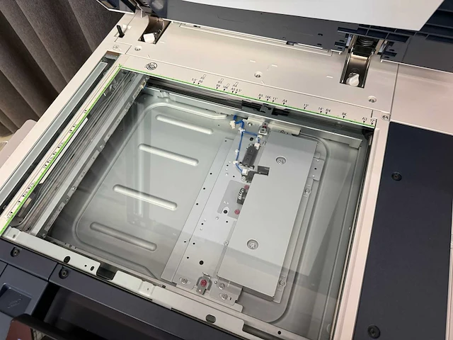 Xerox altalink c8130 - multifunctionele printer - afbeelding 3 van  19